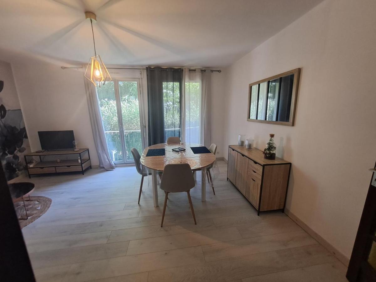 T2 A 2Min Du Centre +Parking Διαμέρισμα LʼIsle-sur-la-Sorgue Εξωτερικό φωτογραφία